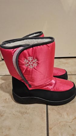 Rainboots size 4 Girls