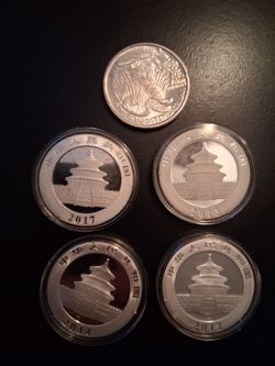 Silver collector coins