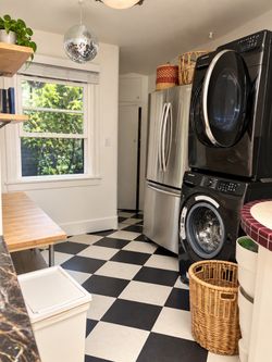 Samsung Washer & Dryer Set – Like New