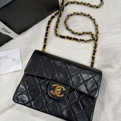 Vintage classic Flap Chanel