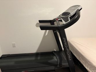 ProForm Sport 5.5 Treadmill - Great Condition!