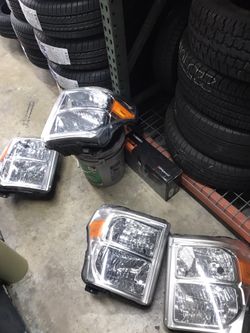HEAD LIGHTS SUPER DUTY