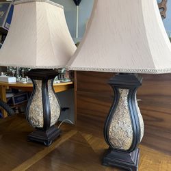 Naya Espresso and Gold Pattern Table Lamps from Furniture of America
