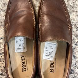 Hand crafted Born shoes…upper leather … excellent condition… barely worn … size 11.5…very comfortable to walk…$15