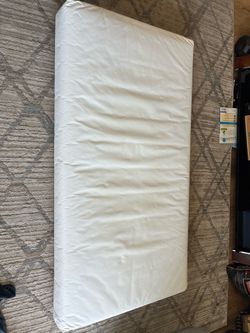 Waterproof crib mattress