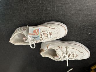 Sketchers Woman Shoes