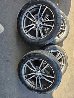 Toyota rims 235 50 R18
