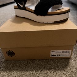UGG Fur Sandals Size 9.5