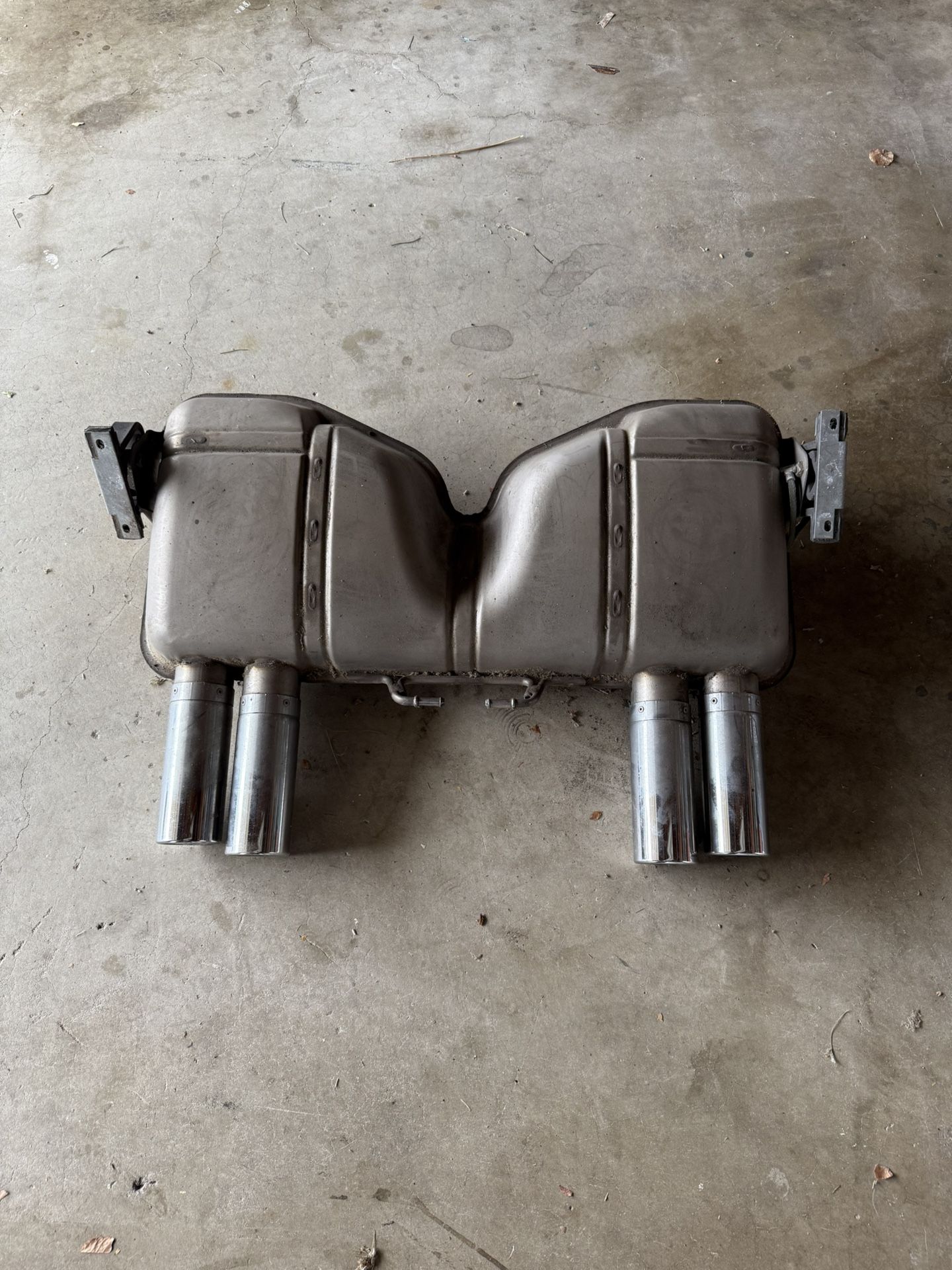 E9X M3 Muffler