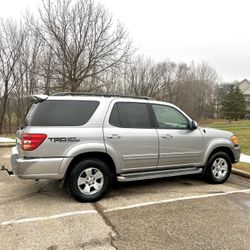 2004 Toyota Sequoia