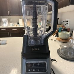 Ninja Blender 