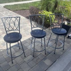 3 Swivel Bar/Kitchen Island Chairs