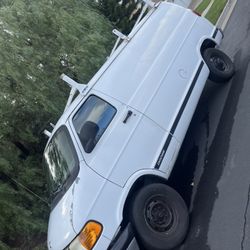 00 Dodge Ram 2500 Cargo Van $1700