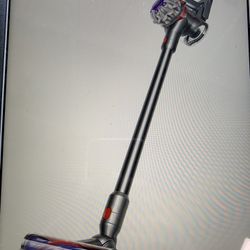 Dyson V8 Cordless Vacuum Cleaner @U5