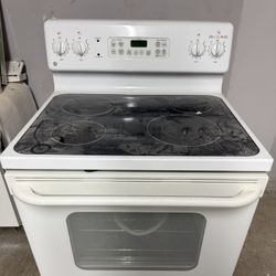 GE Oven/stove