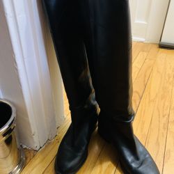 Chanel Black Calfskin Leather Riding Boots CC Logo