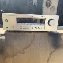 Yamaha Receiver 