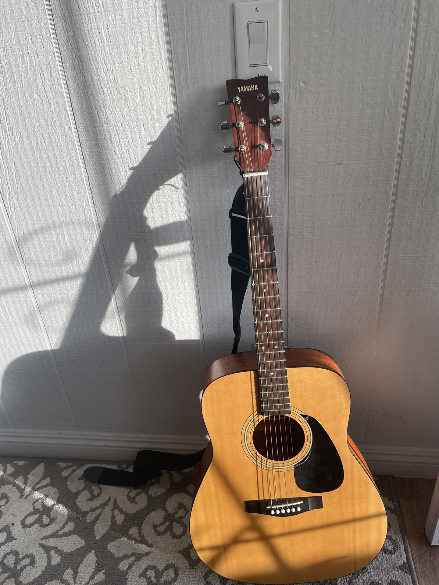 Yamaha Guitar