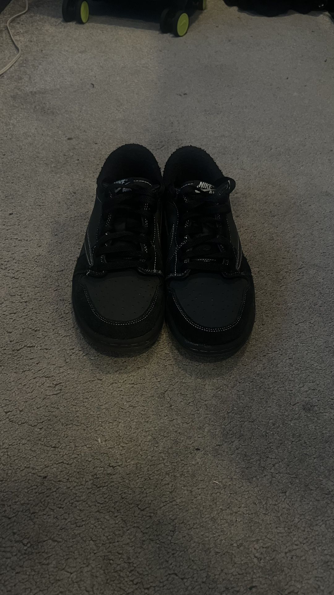 tavis scott 1 low
