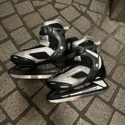 Blade runner Size 9 men’s Hockey Style Skate