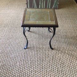 20 1/2 Inch H  X 20 1/2 W Table