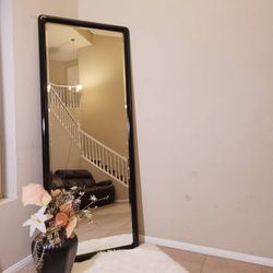 BIG MIRROR 