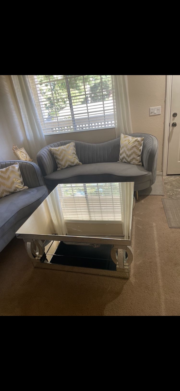 COFFEE TABLE