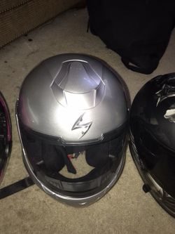 Motorcycle helmet