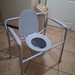 Drive  Commode Chair 650 Lb 