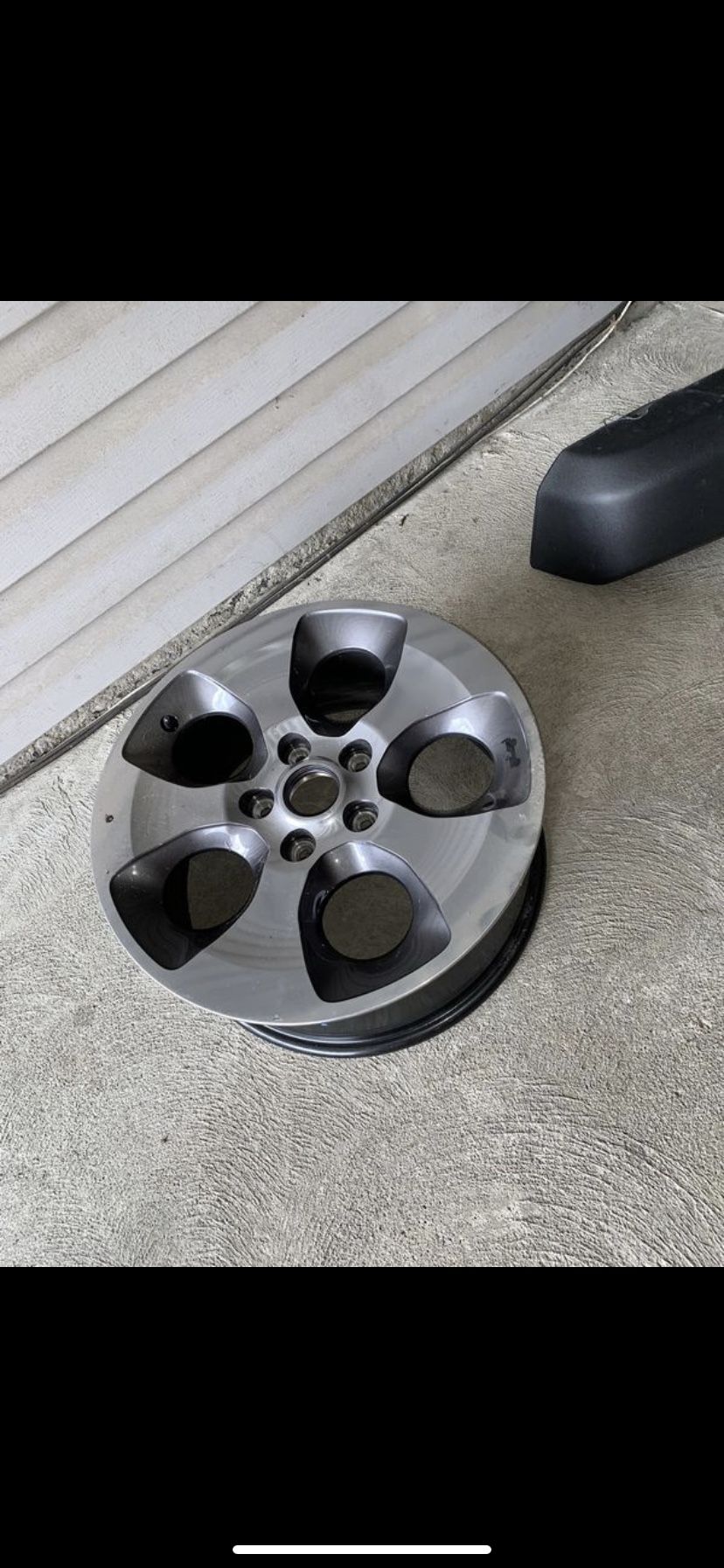 5 18 inch stock Jeep Wrangler wheels
