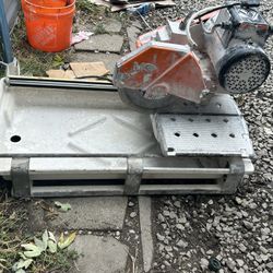 Tile saw