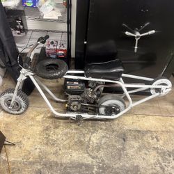 Brand New Mini Bike Eveything Works Exept The Throttle Text For More Information