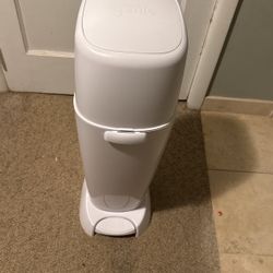 Diaper genie
