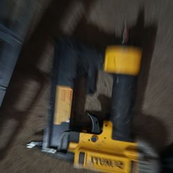 Dewalt Nailer
