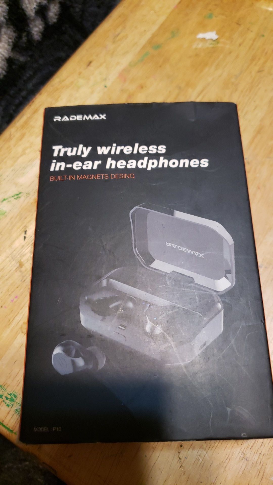 RADEMAX WIRELESS EAR BUDS