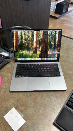 Apple MacBook Pro 2023 