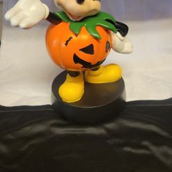 Mickey Mouse Disney Halloween 2024 Jack O Lantern Statue