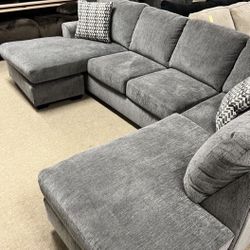 Stunning Cozy Stylish Sectional! 