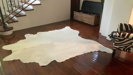 Brazilian cow rug 8x6 huge new condition