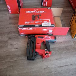 M18 16 Gauge Finish Nailer 