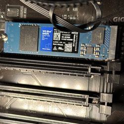 WD BLUE SN570 NVMe SSD