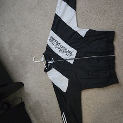 Adidas windbreaker - MEDIUM