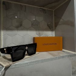 Lv Sun Shades