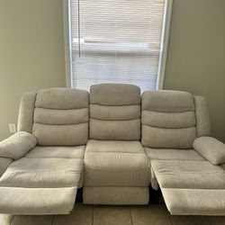 Couch /recliner