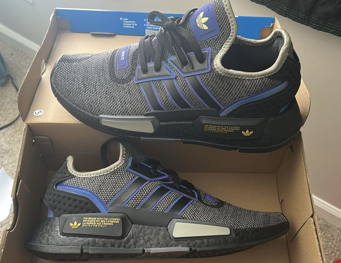 Adidas Men’s Sneaker