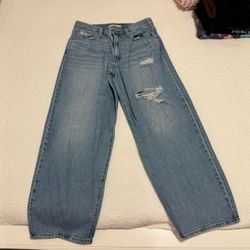 Levi’s Light Wash Jeans