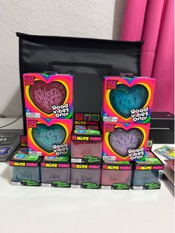 NeeDoh Nice Cube & Good Vibes Only Heart