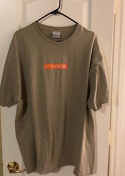 Men’s Nike shirt size XXL