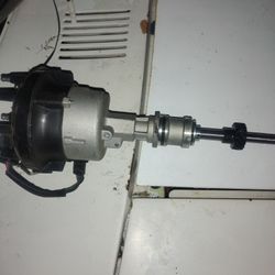Ford 302 Distributor 