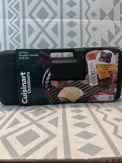 Cuisinart Outdoors 13pc wooden handle grill set